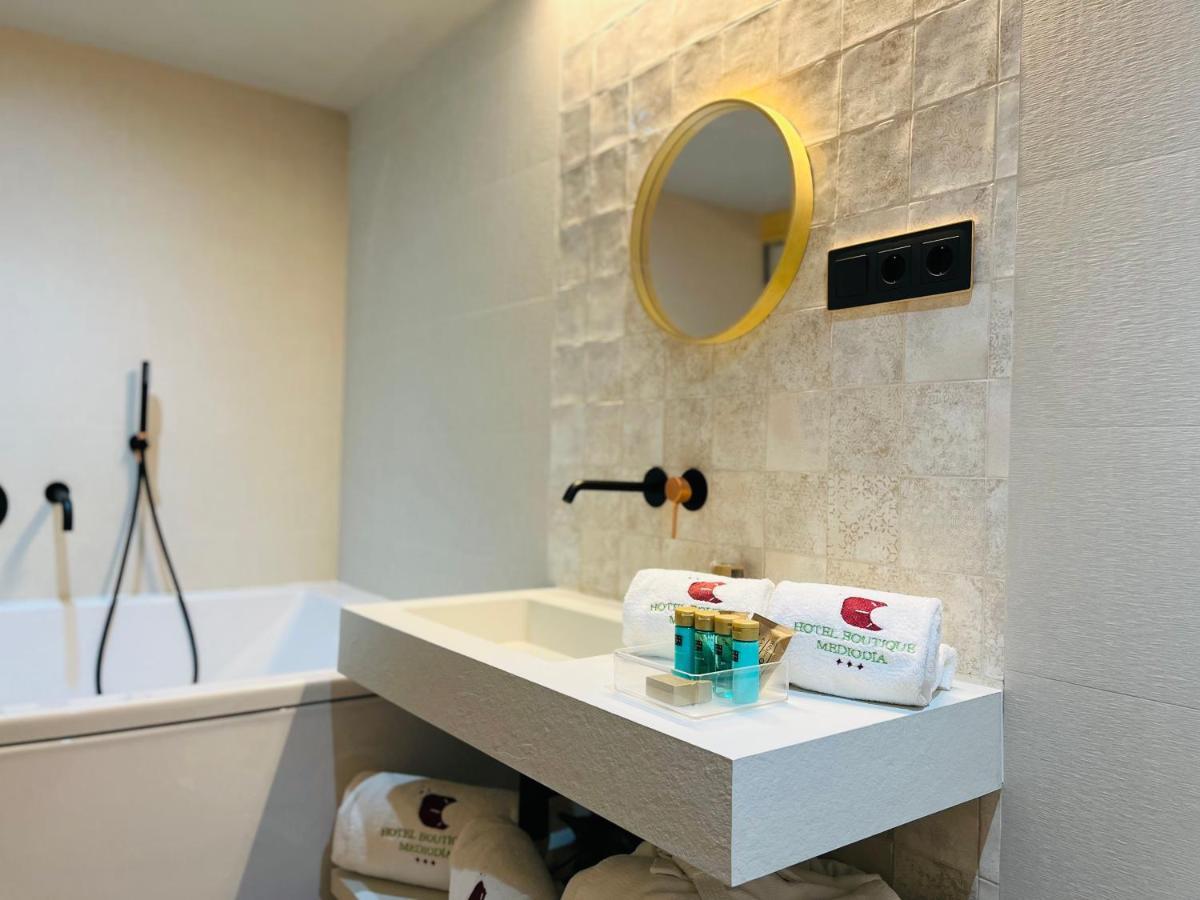 Hotel Boutique Mediodia & Apartments (Adults Only) 플란 외부 사진