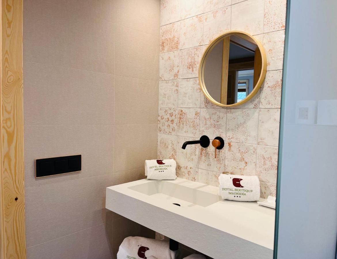 Hotel Boutique Mediodia & Apartments (Adults Only) 플란 외부 사진