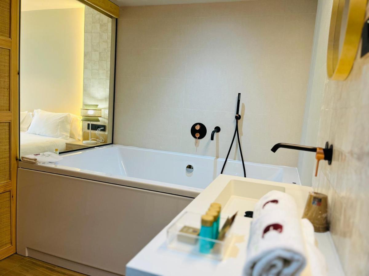 Hotel Boutique Mediodia & Apartments (Adults Only) 플란 외부 사진