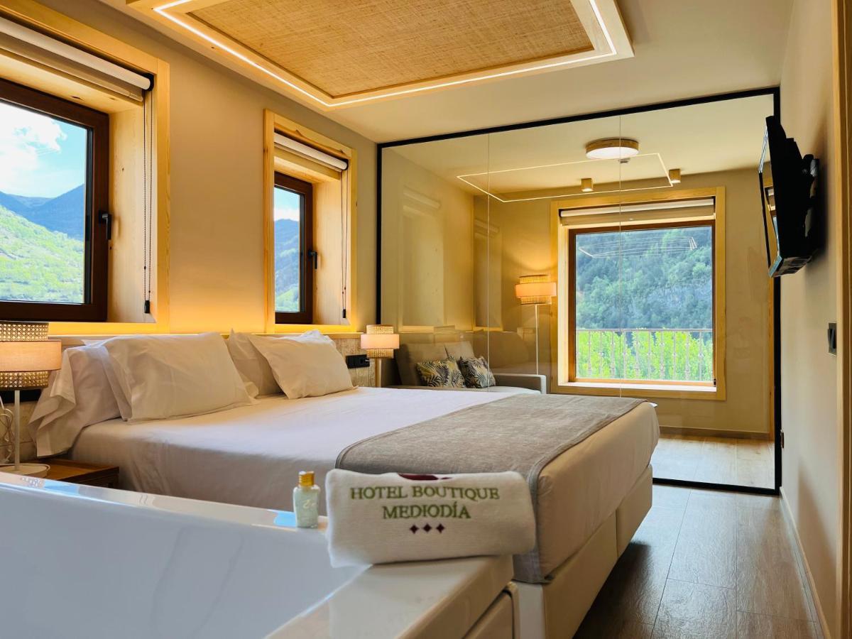 Hotel Boutique Mediodia & Apartments (Adults Only) 플란 외부 사진